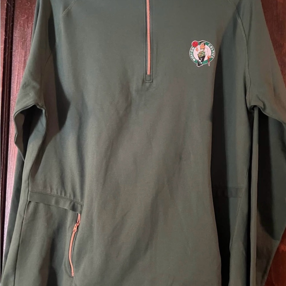 Columbia Celtics quarter zip NWT